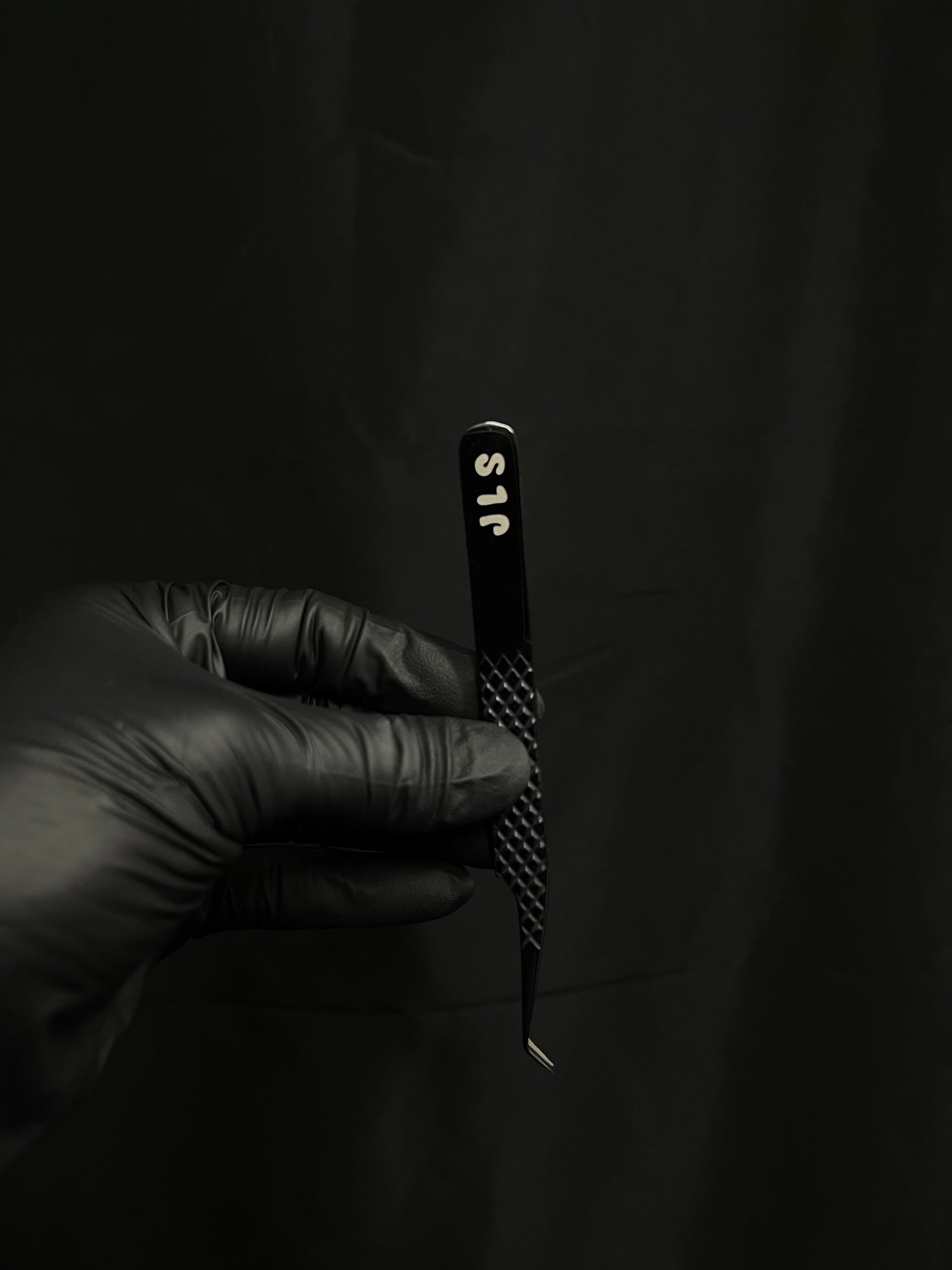 45° Tweezer